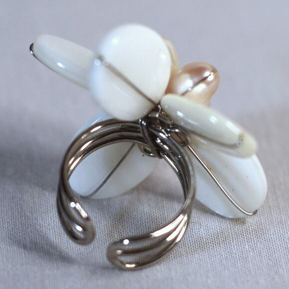 Chunky Flower Ring White Ocean Shell Petals And Pearly Beads Adjustable Band - Picture 5 of 8